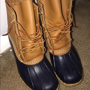 L.L BEAN- BEAN BOOTS NEED GONE ASAP